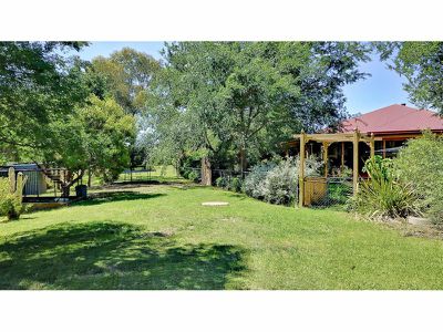 10 Loane Place, Dubbo