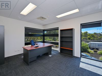 18 Bushland Ridge, Bibra Lake