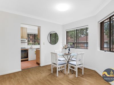 8 / 33-35 Sherbrook Road, Hornsby