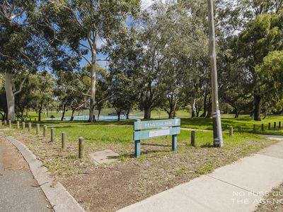 16 Ranleigh Way, Greenwood