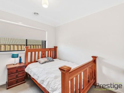 24 Blackwattle Court, Mernda
