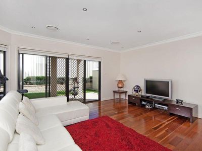 2 Burra Ct, Hamlyn Terrace