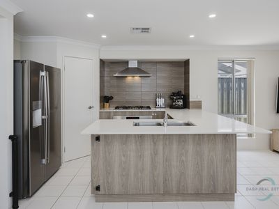 97 Aviator Boulevard, Clarkson