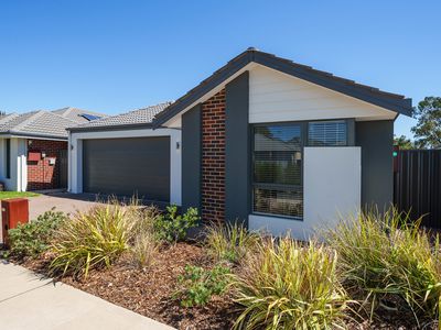 13 Denmark Loop, South Guildford