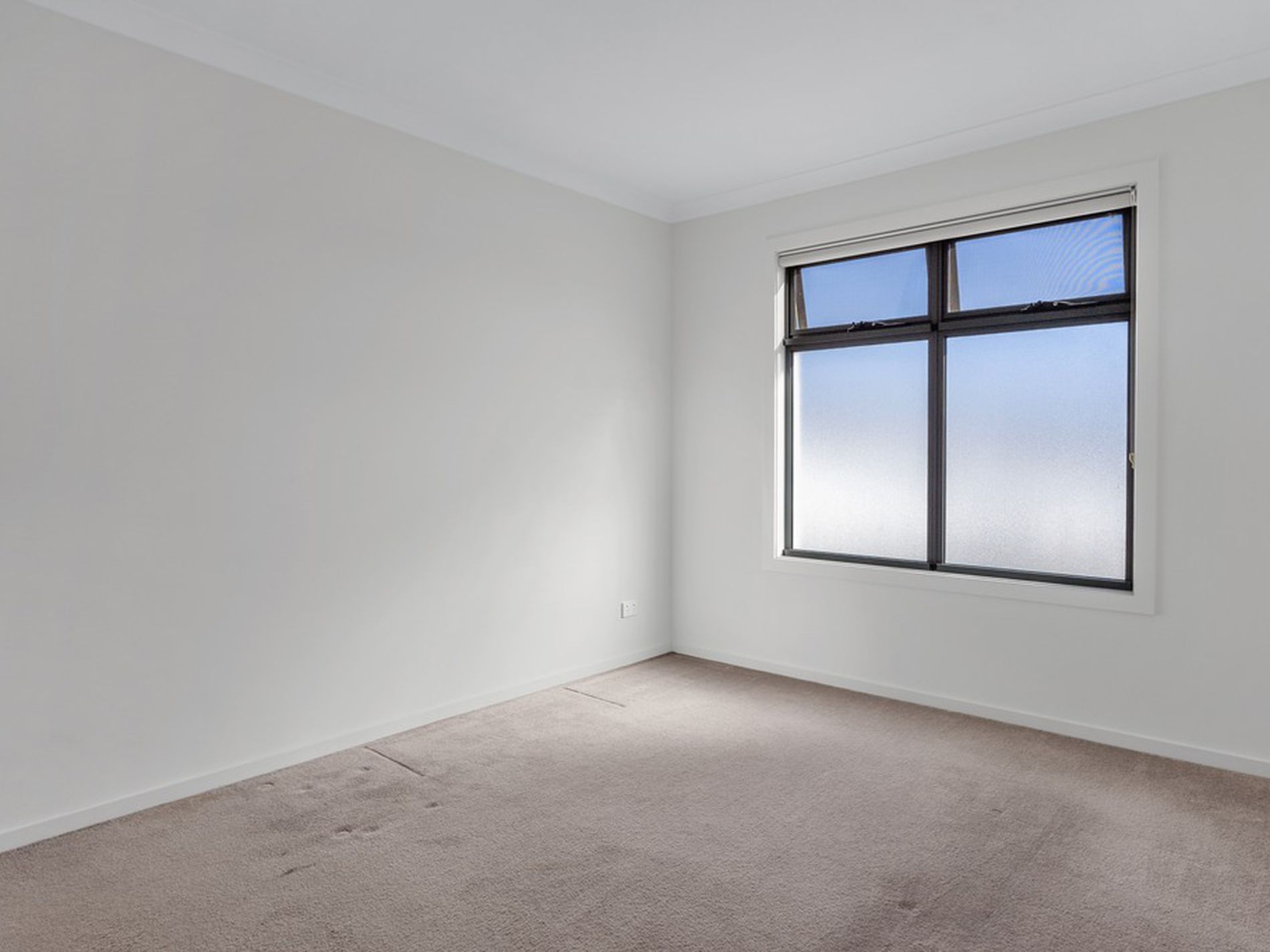 8 Illabunda Drive, Werribee