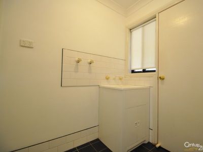 27 Websdale Drive, Dubbo