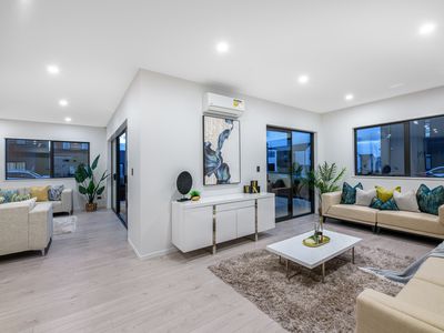 11 Hea Road, Hobsonville