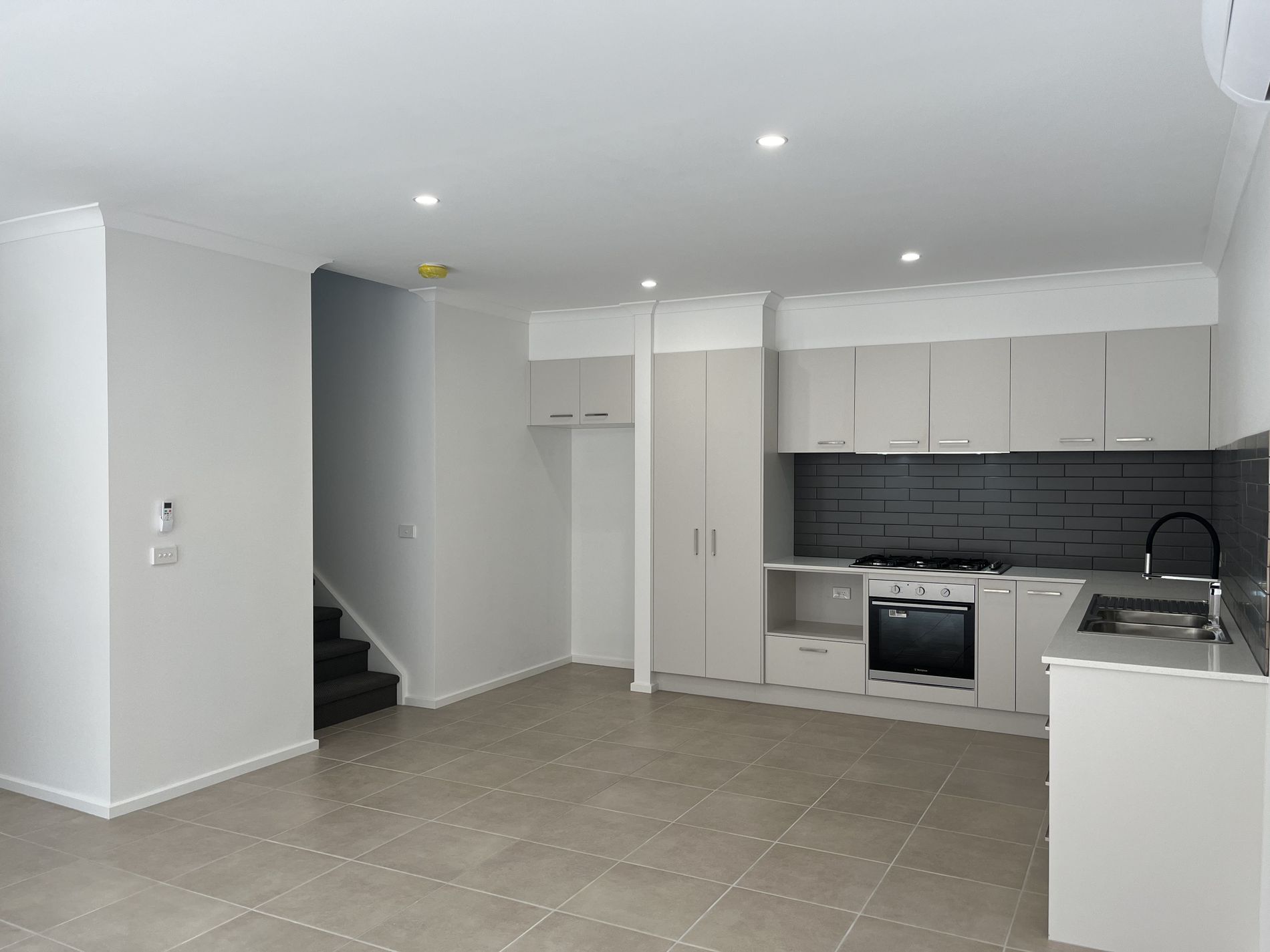 2A Heather Street, Hamlyn Heights