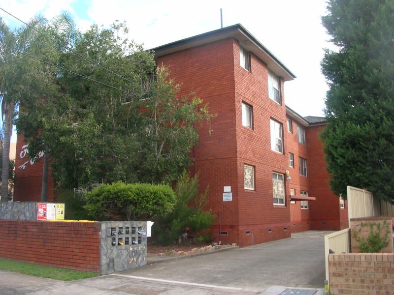1 / 40 Fourth Avenue, Campsie