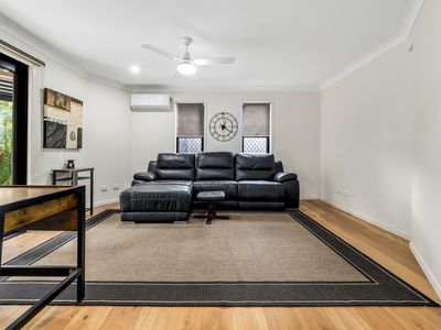 76 Kununurra Crescent, Shailer Park