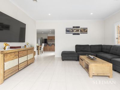 4 Omarama Way, Taylors Hill