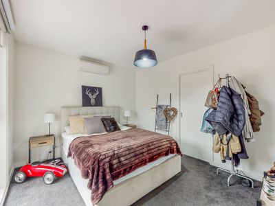 2 / 100 Kororoit Creek Road, Williamstown