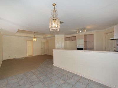 4 McGillivray Crescent, Somerville