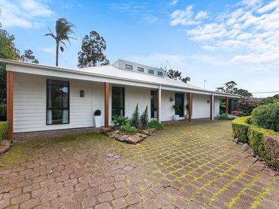 21-23 Araluen Drive, Sale