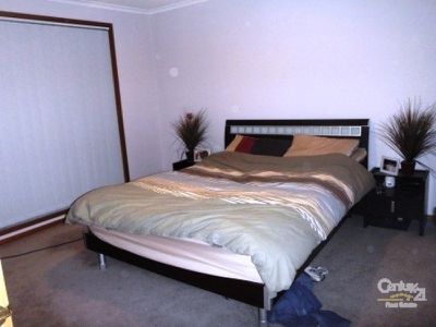 2 / 45 Somerville Road, Hampton Park