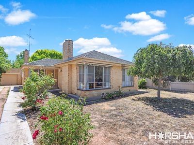 36 Bennett Road, Horsham