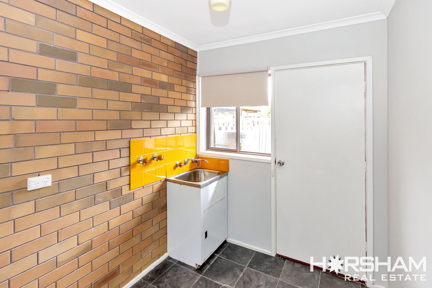 2 / 15 Schwarz Avenue, Horsham