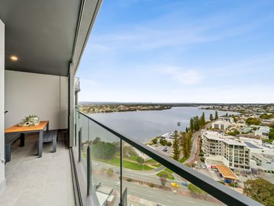 1404 / 3 Kintail Road, Applecross