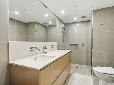 1401 / 96 Bow River Crescent, Burswood