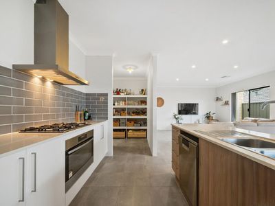87 Portobello Parade, Wellard