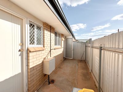 3 / 33 Piccadilly Street, Piccadilly