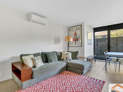 107 / 12 Dickens Street, Elwood