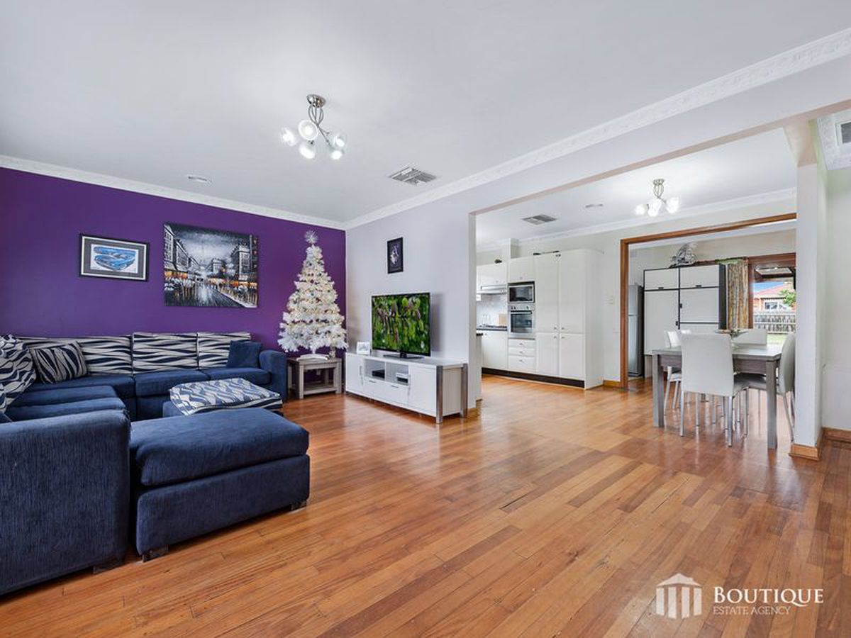 8 Efron Street, Dandenong North