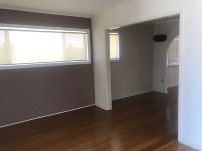 29 Hillview Parade, Lurnea