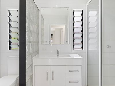 24 Isley Street, Edmonton