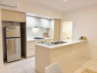 18 Mayfair Lane, Hope Island