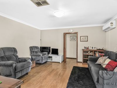 4 Twomey Place, Willetton