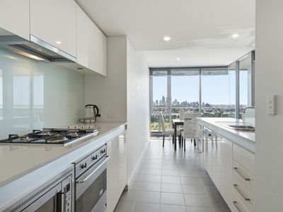 1401 / 30 The Circus, Burswood