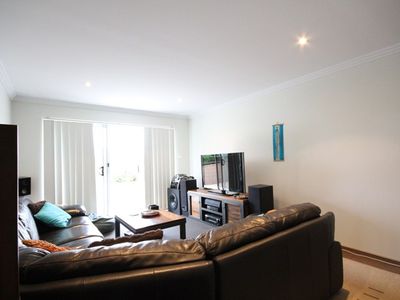 2 / 71 Central Avenue, Oak Flats