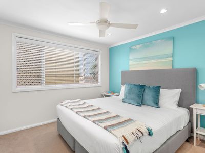 2 / 96 Head Street, Forster