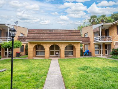 14 / 525 COWPER STREET , Albury