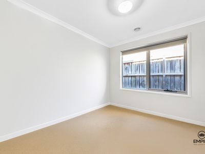 29 Tilden Rise, Cranbourne North