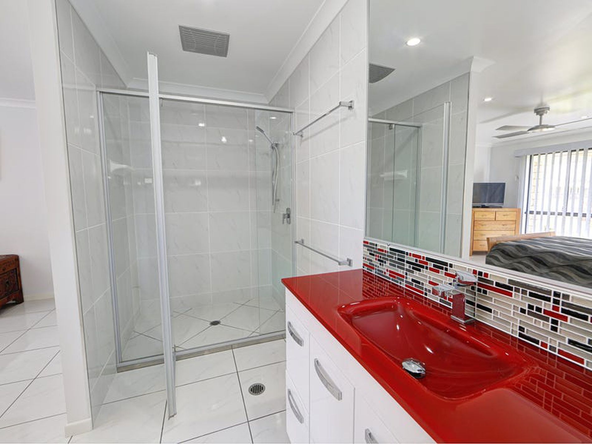 14 Whipbird Ct, Woodgate
