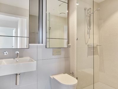 3218 / 65 Tumbalong Boulevard, Haymarket