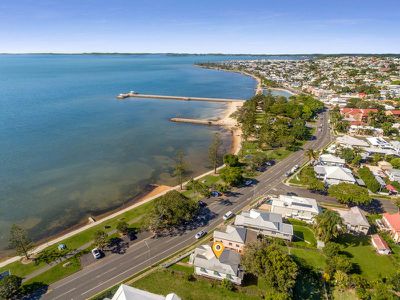 79 Waterloo Esplanade, Wynnum