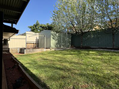 44 Ross Crescent, Griffith
