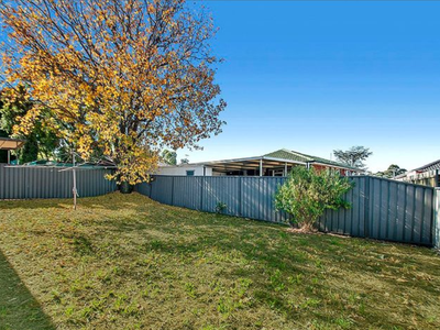 23 Ferndale Close, Constitution Hill