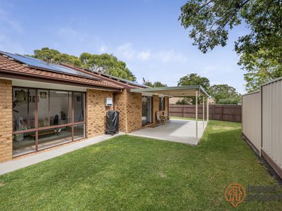 11 / 6 Beazley Crescent, Calwell