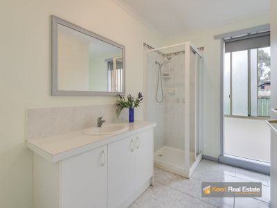 93 The Parkway, Hampton Park