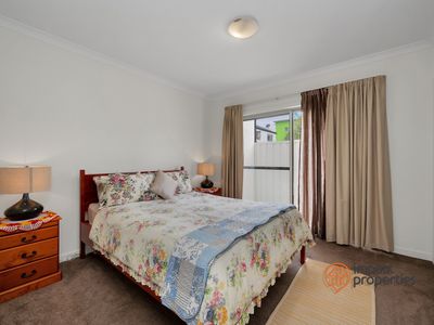 38 / 2 Clare Burton Crescent, Franklin