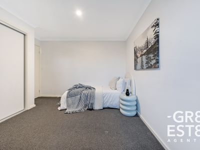 39 strathlea drive , Cranbourne West