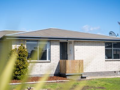 13 Dudley Avenue, George Town