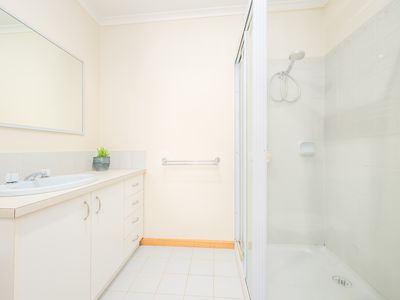31 McCubbin Drive, Shepparton