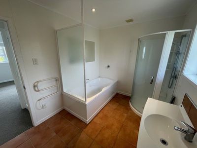 2 / 185 Shakespeare Road, Milford
