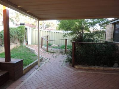 14 Edwards Entrance, Stratton