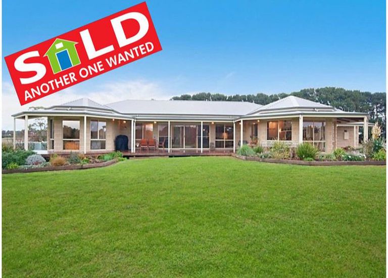 137 Crowes Road, Portland